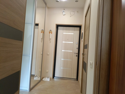 Продам трехкомнатную (3-комн.) квартиру, Молодежная ул, 28кА, Речицы с