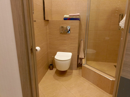 Продам трехкомнатную (3-комн.) квартиру, Молодежная ул, 28кА, Речицы с
