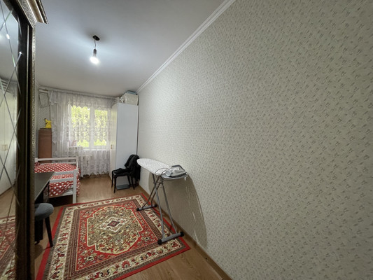 Продам двухкомнатную (2-комн.) квартиру, Аскерханова ул, 6, Махачкала г