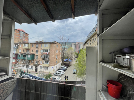 Продам двухкомнатную (2-комн.) квартиру, Аскерханова ул, 6, Махачкала г