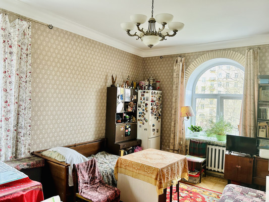 Продам трехкомнатную (3-комн.) квартиру, Большой Сампсониевский пр-кт, 108, Санкт-Петербург г
