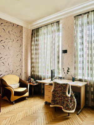 Продам трехкомнатную (3-комн.) квартиру, Большой Сампсониевский пр-кт, 108, Санкт-Петербург г