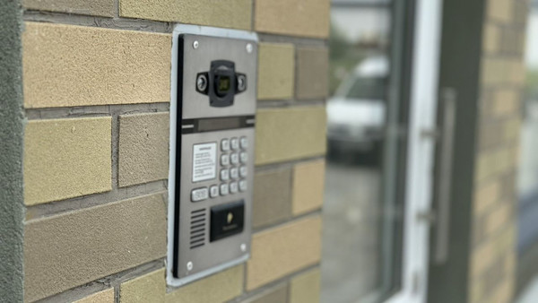 Продам многокомнатную квартиру, Поселковая ул, 22, Калининград г