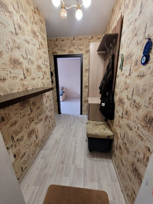 Продам однокомнатную (1-комн.) квартиру, Кречевицы мкр, 48к1, Великий Новгород г