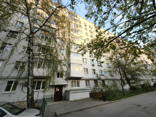Продам однокомнатную (1-комн.) квартиру, Нурсултана Назарбаева ул, 60, Казань г