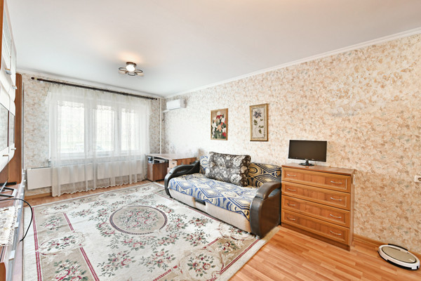 Продам однокомнатную (1-комн.) квартиру, Академика Легостаева ул, 4к1, Королев г