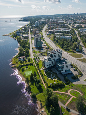 Продам многокомнатную квартиру, Озёрный (Центр р-н) пер, 2, Петрозаводск г