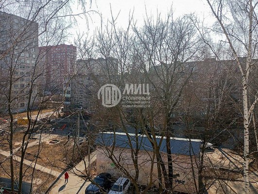 Продам двухкомнатную (2-комн.) квартиру, Зелинского ул, 5б, Воскресенск г