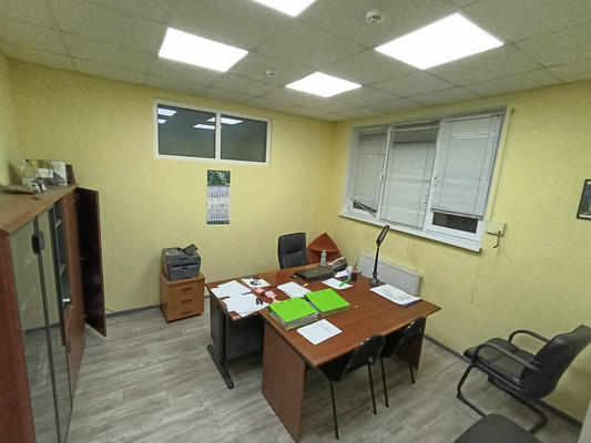 Сдам коммерческое помещение 251 м2, Горького ул, 176Гк1, Калининград г