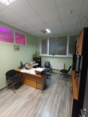Сдам коммерческое помещение 251 м2, Горького ул, 176Гк1, Калининград г