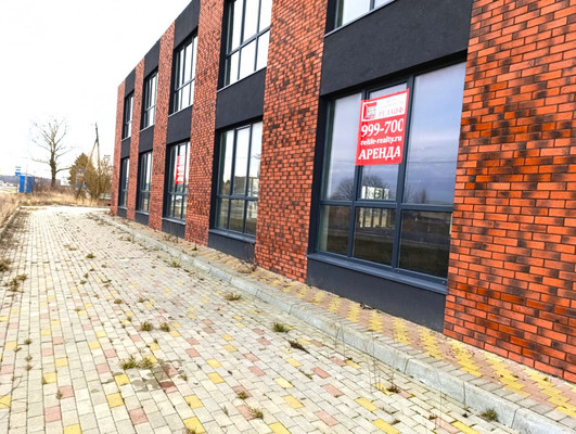 Продам коммерческое помещение 1 065 м2, Дачная ул, 1а, Каменка п