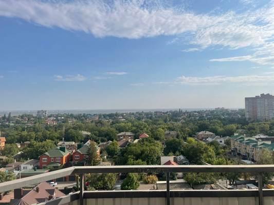 Продам двухкомнатную (2-комн.) квартиру, 1-я Баррикадная ул, 24, Ростов-на-Дону г