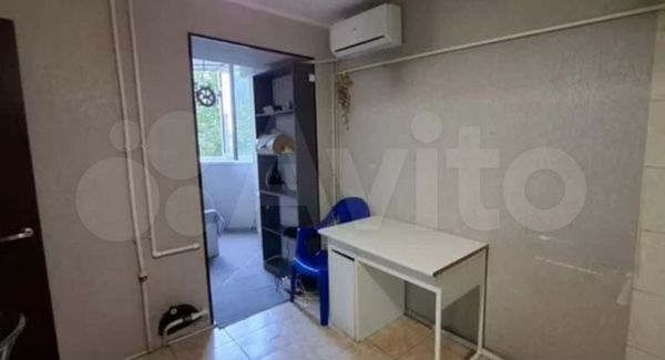 Продам двухкомнатную (2-комн.) квартиру, Туполева ул, 9к3, Ростов-на-Дону г