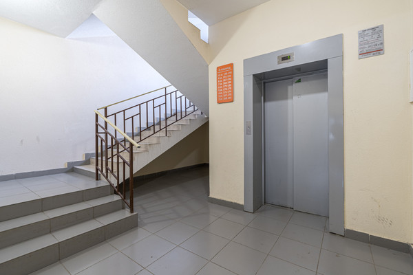 Продам однокомнатную (1-комн.) квартиру, Дубравная ул, 2кД, Казань г