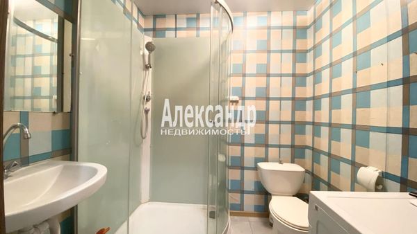 Продам однокомнатную (1-комн.) квартиру, Скандинавский проезд, 8к2, Мурино п