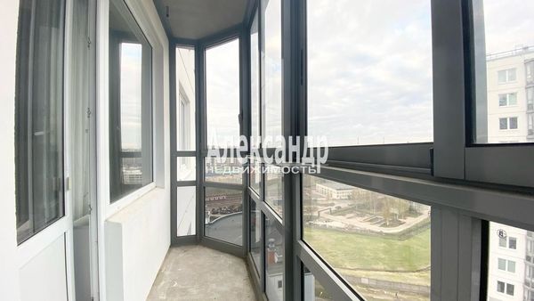 Продам однокомнатную (1-комн.) квартиру, Скандинавский проезд, 8к2, Мурино п