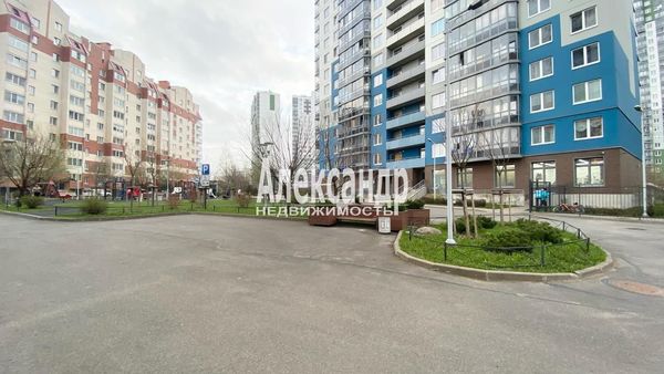 Продам однокомнатную (1-комн.) квартиру, Скандинавский проезд, 8к2, Мурино п