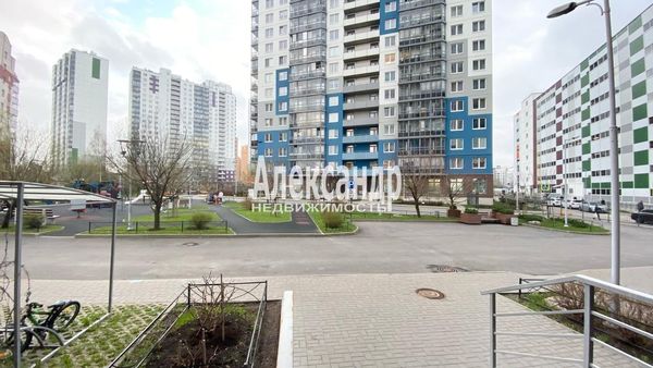 Продам однокомнатную (1-комн.) квартиру, Скандинавский проезд, 8к2, Мурино п