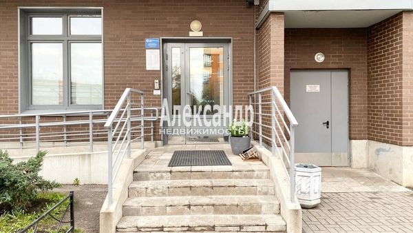 Продам однокомнатную (1-комн.) квартиру, Скандинавский проезд, 8к2, Мурино п