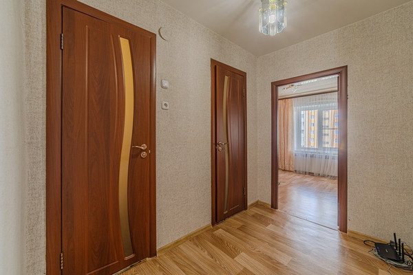 Продам двухкомнатную (2-комн.) квартиру, Вадинская ул, 7, Пенза г