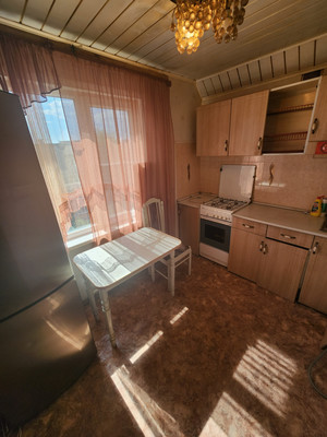 Продам трехкомнатную (3-комн.) квартиру, Карпинского ул, 46, Пенза г