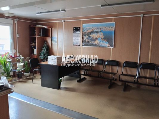 Сдам офисное помещение 460 м2, Кольцевая ул, 14, Янино-1 гп