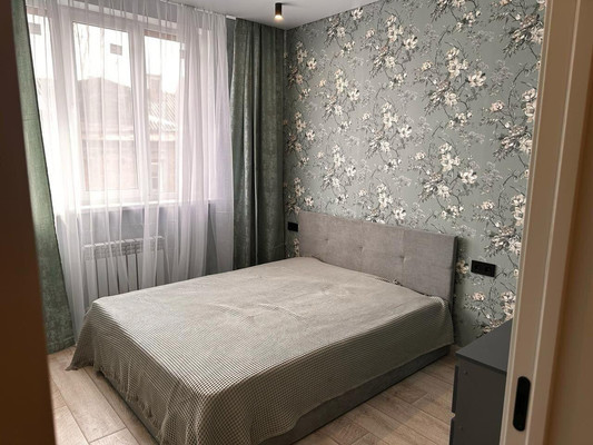 Продам двухкомнатную (2-комн.) квартиру, Вагулевского ул, 35к1, Ростов-на-Дону г