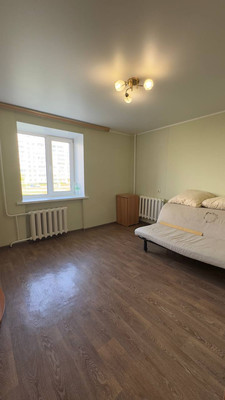 Продам однокомнатную (1-комн.) квартиру, Кортунова ул, 12, Октябрьский г
