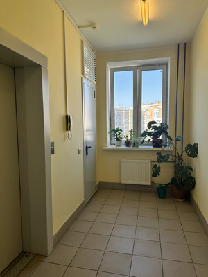 Продам однокомнатную (1-комн.) квартиру, Ельнинская ул, 6, Москва г