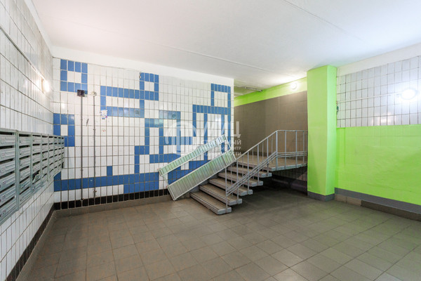 Продам двухкомнатную (2-комн.) квартиру, Богданова ул, 54, Москва г