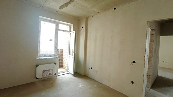Продам трехкомнатную (3-комн.) квартиру, им. лётчика Позднякова ул, 2к16, Краснодар г