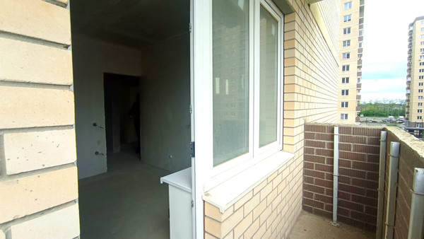 Продам трехкомнатную (3-комн.) квартиру, им. лётчика Позднякова ул, 2к16, Краснодар г