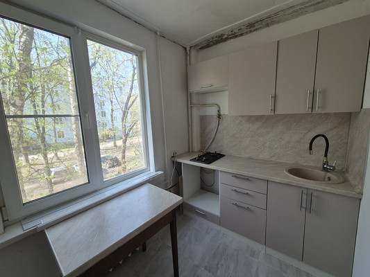 Продам двухкомнатную (2-комн.) квартиру, Дмитровская ул, 14, Базарово д