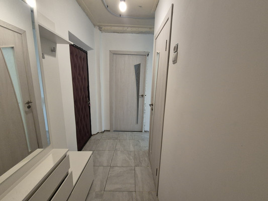 Продам двухкомнатную (2-комн.) квартиру, Дмитровская ул, 14, Базарово д