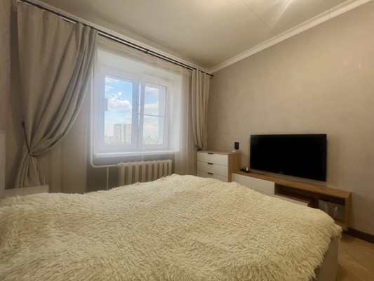 Продам двухкомнатную (2-комн.) квартиру, Профессора Никулина ул, 6, Рязань г