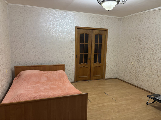 Продам многокомнатную квартиру, Юбилейная ул, 6, Белоозёрский г