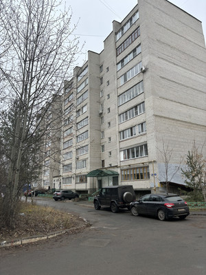 Продам многокомнатную квартиру, Юбилейная ул, 6, Белоозёрский г