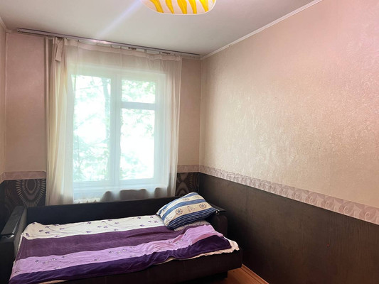 Продам трехкомнатную (3-комн.) квартиру, Кирова ул, 16, Люберцы г