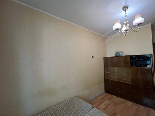 Продам трехкомнатную (3-комн.) квартиру, Кирова ул, 16, Люберцы г