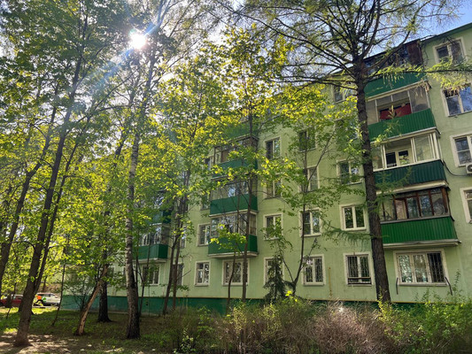 Продам трехкомнатную (3-комн.) квартиру, Кирова ул, 16, Люберцы г