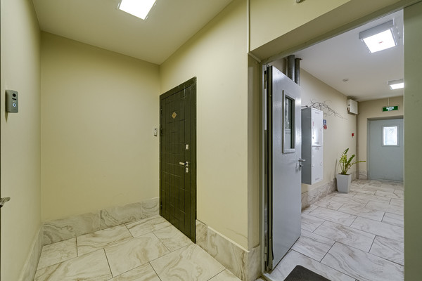 Продам трехкомнатную (3-комн.) квартиру, Кирова ул, 9к2, Люберцы г