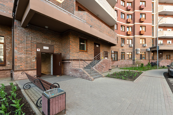Продам трехкомнатную (3-комн.) квартиру, Кирова ул, 9к2, Люберцы г