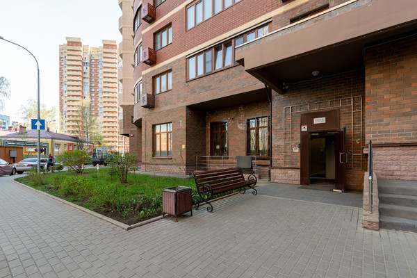 Продам трехкомнатную (3-комн.) квартиру, Кирова ул, 9к2, Люберцы г