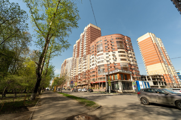 Продам трехкомнатную (3-комн.) квартиру, Кирова ул, 9к2, Люберцы г