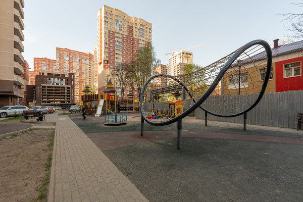 Продам трехкомнатную (3-комн.) квартиру, Кирова ул, 9к2, Люберцы г