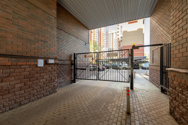 Продам трехкомнатную (3-комн.) квартиру, Кирова ул, 9к2, Люберцы г