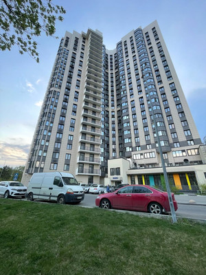 Продам двухкомнатную (2-комн.) квартиру, Рублёвское ш, 70к1, Москва г