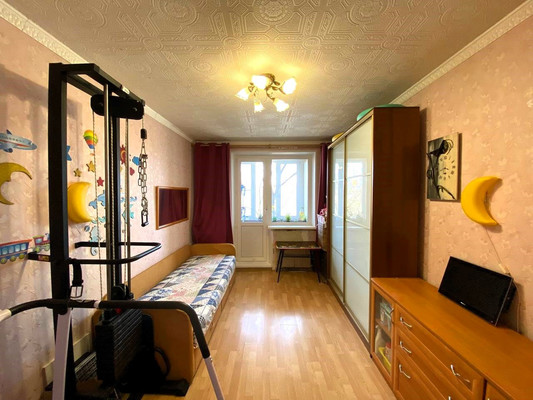 Продам многокомнатную квартиру, Плещеева ул, 28, Москва г