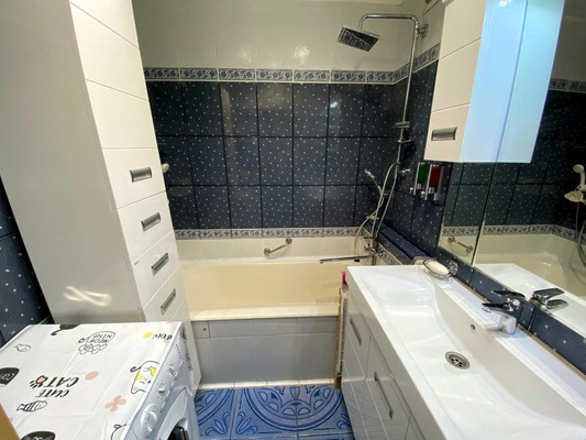 Продам многокомнатную квартиру, Плещеева ул, 28, Москва г