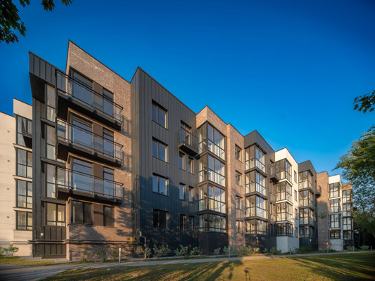 Продам двухкомнатную (2-комн.) квартиру, Ломоносова ул, 52, Калининград г